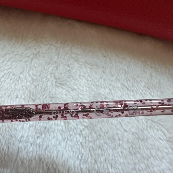 NWT- Guess Oversized Sunglasses - Picture 11 of 14